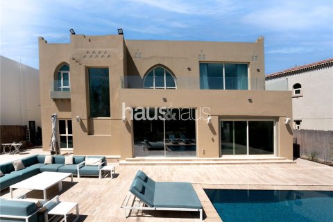 Villa en Jumeirah Islands, Dubai, 4 dormitorios, 576 m², № 43321 - foto 27