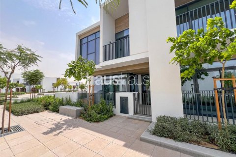 Villa à Arabian Ranches 3, Dubai, 4 chambres, 268 m², № 43390