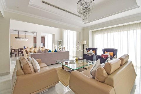 Villa en Jumeirah Islands, Dubai, 4 dormitorios, 511 m², № 43400 - foto 13