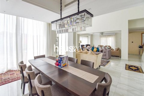 Villa en Jumeirah Islands, Dubai, 4 dormitorios, 511 m², № 43400 - foto 14