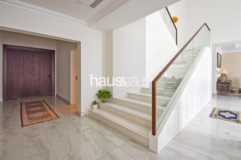 Villa en Jumeirah Islands, Dubai, 4 dormitorios, 511 m², № 43400 - foto 5