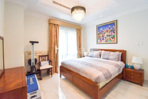 Villa en Jumeirah Islands, Dubai, 4 dormitorios, 511 m², № 43400 - foto 12