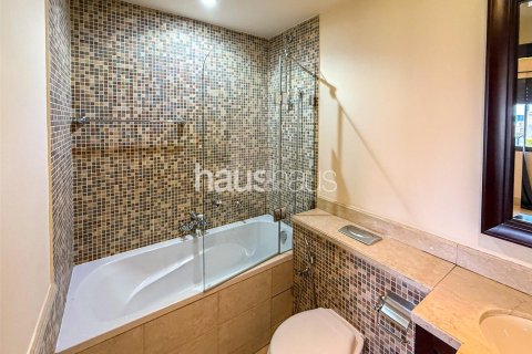 Appartement à Old Town, Dubai, 2 chambres, 138 m², № 43399 - photo 8