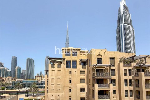 Appartement à Old Town, Dubai, 2 chambres, 138 m², № 43399 - photo 2