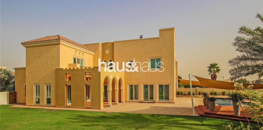 Вилла в Dubai Sports City, Дубай, 6 спален, 760м², № 43397