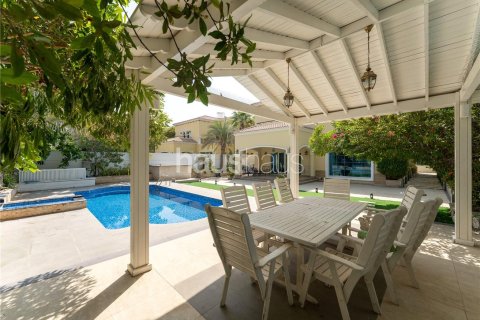 فيلا في Legacy, Jumeirah Park, دبي 4 غرف نوم, 419 م² رقم 43471 - صورة 2