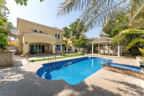 فيلا في Legacy, Jumeirah Park, دبي 4 غرف نوم, 419 م² رقم 43471