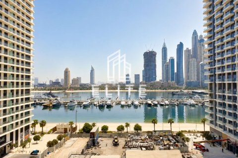 Apartment in EMAAR Beachfront, Dubai Harbour, Dubai 2 bedrooms, 135 sq.m. № 134899 - photo 10