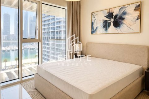 Apartment in EMAAR Beachfront, Dubai Harbour, Dubai 2 bedrooms, 135 sq.m. № 134899 - photo 6