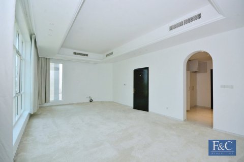 Villa à Al Quoz, Dubai, 5 chambres, 924 m², № 103782 - photo 16