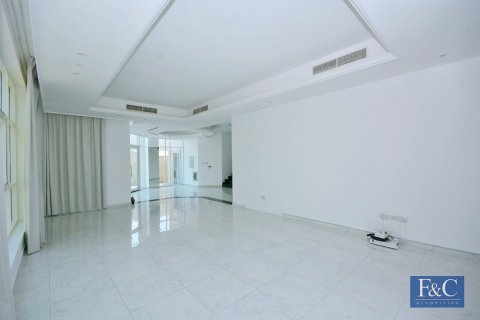 Villa à Al Quoz, Dubai, 5 chambres, 924 m², № 103782 - photo 27
