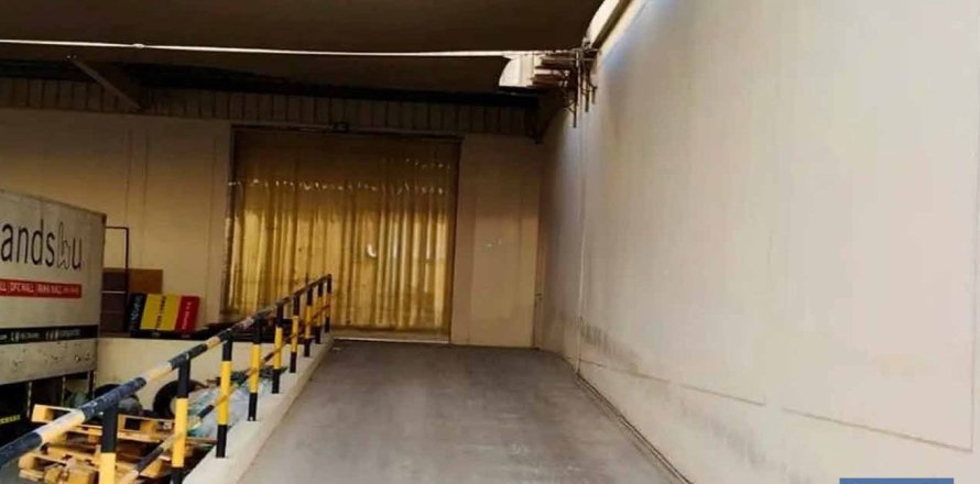 Warehouse in Dubai South (Dubai World Central), Dubai 1208 sq.m. № 103768