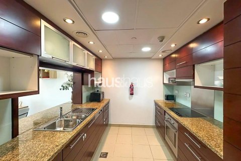 Apartment in Burj Views, Downtown Dubai (Downtown Burj Dubai), Dubai 2 bedrooms, 127 sq.m. № 44102 - photo 9