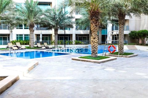 Apartment in Burj Views, Downtown Dubai (Downtown Burj Dubai), Dubai 2 bedrooms, 127 sq.m. № 44102 - photo 5