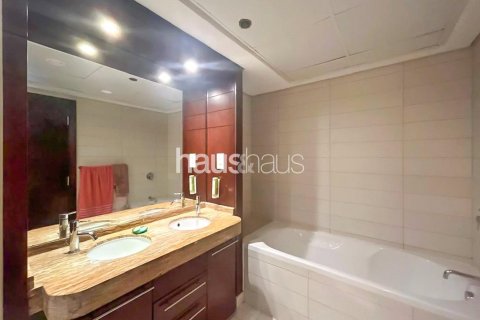 Apartment in Burj Views, Downtown Dubai (Downtown Burj Dubai), Dubai 2 bedrooms, 127 sq.m. № 44102 - photo 12