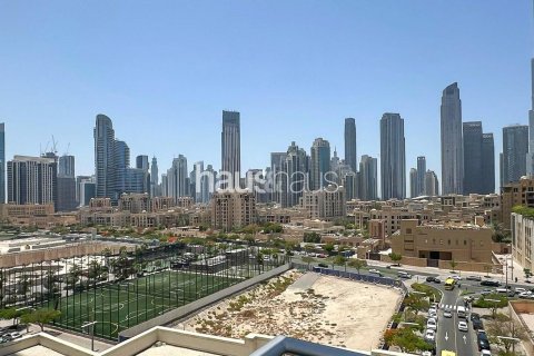 Apartment in Burj Views, Downtown Dubai (Downtown Burj Dubai), Dubai 2 bedrooms, 127 sq.m. № 44102 - photo 3