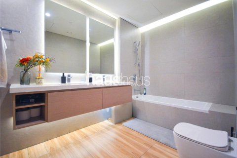 Apartment in Jumeirah Village Circle, Dubai 2 bedrooms, 139 sq.m. № 44093 - photo 7