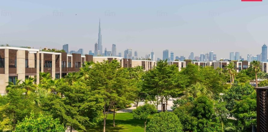 Villa in Dubai 3 bedrooms, 278.6 sq.m. № 141974