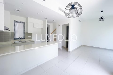 Снять в аренду таунхаус в Maple at Dubai Hills Estate, Дубай Хилс Эстейт, Дубай: 4 спальни, 201м², № 46250 - фото 5