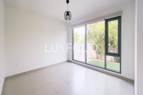 Снять в аренду таунхаус в Maple at Dubai Hills Estate, Дубай Хилс Эстейт, Дубай: 4 спальни, 201м², № 46250 - фото 16