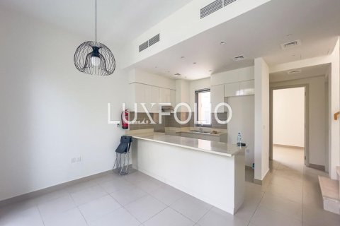 Снять в аренду таунхаус в Maple at Dubai Hills Estate, Дубай Хилс Эстейт, Дубай: 4 спальни, 201м², № 46250 - фото 9