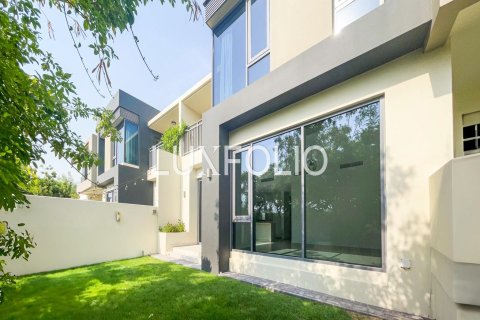 Снять в аренду таунхаус в Maple at Dubai Hills Estate, Дубай Хилс Эстейт, Дубай: 4 спальни, 201м², № 46250 - фото 24