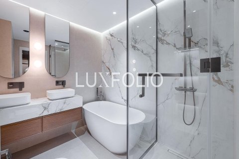 Снять в аренду квартиру в Shoreline Apartments, Пальма Джумейра, Дубай: 2 спальни, 144м², № 46248 - фото 15