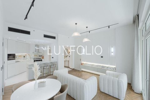 Снять в аренду квартиру в Shoreline Apartments, Пальма Джумейра, Дубай: 2 спальни, 144м², № 46248 - фото 3