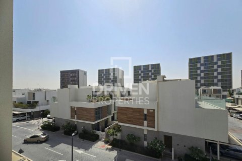Снять в аренду квартиру в The Pulse, Dubai South (Dubai World Central), Дубай: 3 спальни, 302.4м², № 128329 - фото 14