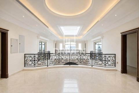Снять в аренду виллу в Al Barsha South, Аль-Барша, Дубай: 5 спален, 678.19м², № 128340 - фото 12