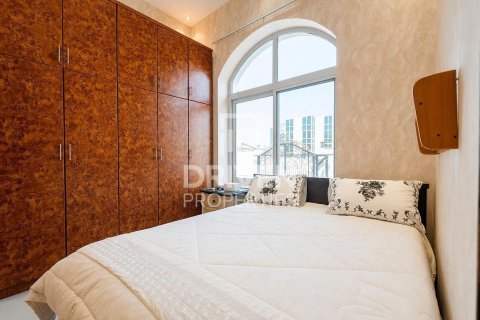 Снять в аренду виллу в Al Barsha South, Аль-Барша, Дубай: 5 спален, 678.19м², № 128340 - фото 9