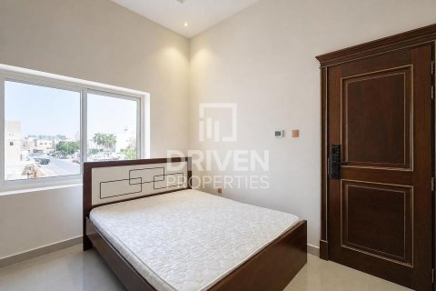 Снять в аренду виллу в Al Barsha South, Аль-Барша, Дубай: 5 спален, 678.19м², № 128340 - фото 17