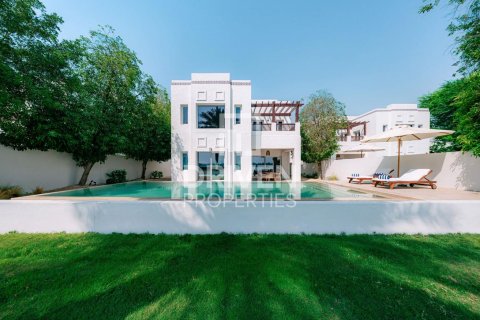 Вилла в Dubai Creek Golf and Yacht Club Residences, Аль-Гархуд, Дубай, 4 спальни, 3461.01м², № 128339