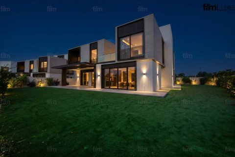 Villa in Dubai Hills Estate, Dubai 5 bedrooms, 875.5 sq.m. № 114497 - photo 11