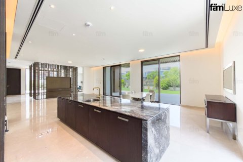 Villa in Dubai Hills Estate, Dubai 5 bedrooms, 875.5 sq.m. № 114497 - photo 3