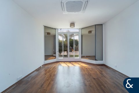 Villa à Green Community Motor City, Motor City, Dubai, 3 chambres, 400 m², № 75218 - photo 13