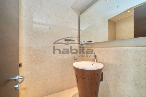 Apartment in Downtown Dubai (Downtown Burj Dubai), Dubai 2 bedrooms, 165.2 sq.m. № 7716 - photo 14