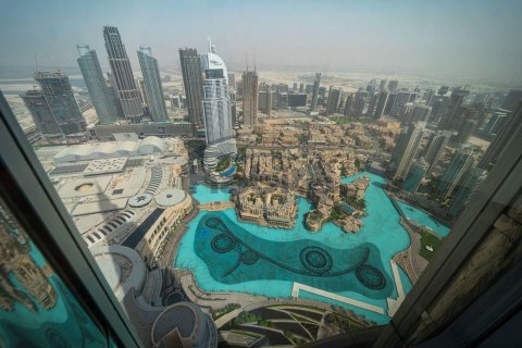 Apartment in Downtown Dubai (Downtown Burj Dubai), Dubai 2 bedrooms, 165.2 sq.m. № 7716 - photo 3