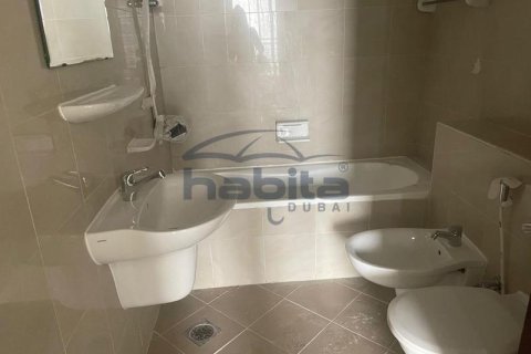 Apartamento en Jumeirah Lake Towers, Dubai, 2 dormitorios, 121.3 m², № 7715 - foto 12