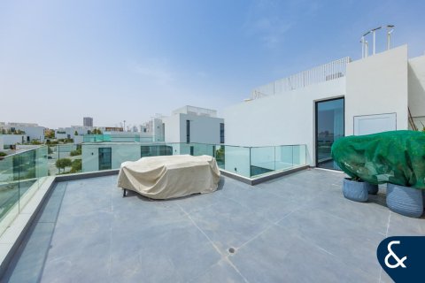 Villa in Al Barari, Dubai 5 bedrooms, 616 sq.m. № 91342 - photo 15