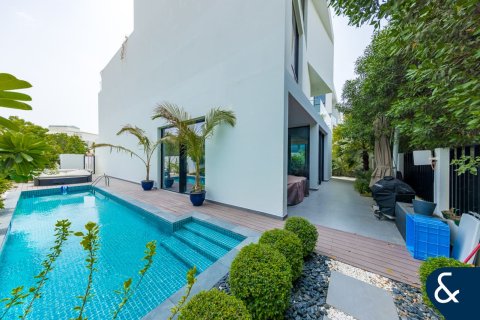 Villa in Al Barari, Dubai 5 bedrooms, 616 sq.m. № 91342 - photo 3