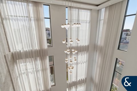 Villa in Jumeirah Village Triangle, Dubai 5 bedrooms, 469 sq.m. № 91335 - photo 6
