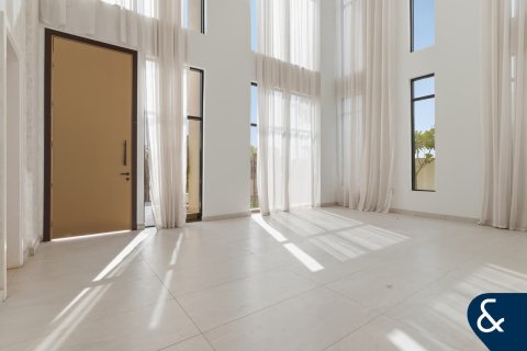 Villa in Jumeirah Village Triangle, Dubai 5 bedrooms, 469 sq.m. № 91335 - photo 7