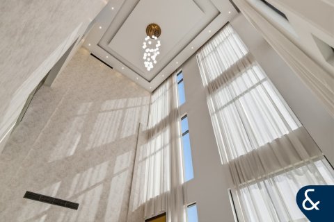 Villa in Jumeirah Village Triangle, Dubai 5 bedrooms, 469 sq.m. № 91335 - photo 4