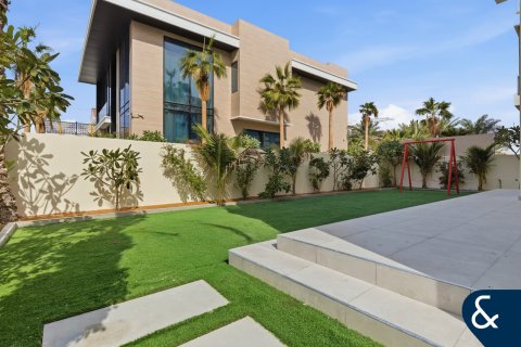 Villa in Jumeirah Village Triangle, Dubai 5 bedrooms, 469 sq.m. № 91335 - photo 24