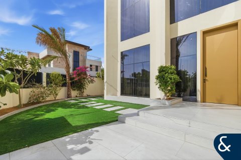 Villa in Jumeirah Village Triangle, Dubai 5 bedrooms, 469 sq.m. № 91335 - photo 26
