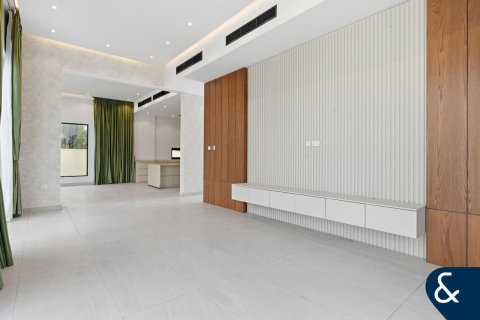 Villa in Jumeirah Village Triangle, Dubai 5 bedrooms, 469 sq.m. № 91335 - photo 13