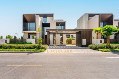 Villa in Dubai Hills Estate, Dubai 5 bedrooms, 875 sq.m. № 113432
