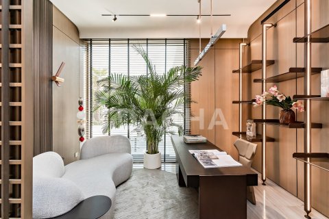 Villa in Jumeirah Islands, Dubai 5 bedrooms, 539 sq.m. № 114858 - photo 6