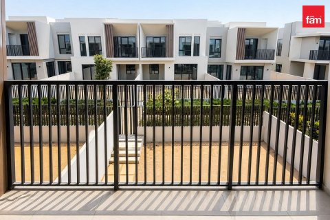 Adosado en Jebel Ali, Dubai, 4 dormitorios, 254.7 m², № 137581 - foto 5